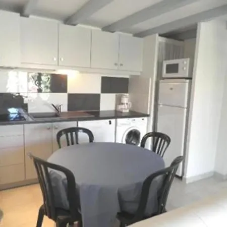 Coquet Pavillon Dans En Bord De Lagune - Ay090-025 Villa *