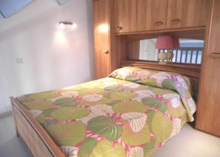 Vila Coquet Pavillon Dans En Bord De Lagune - Ay090-025
